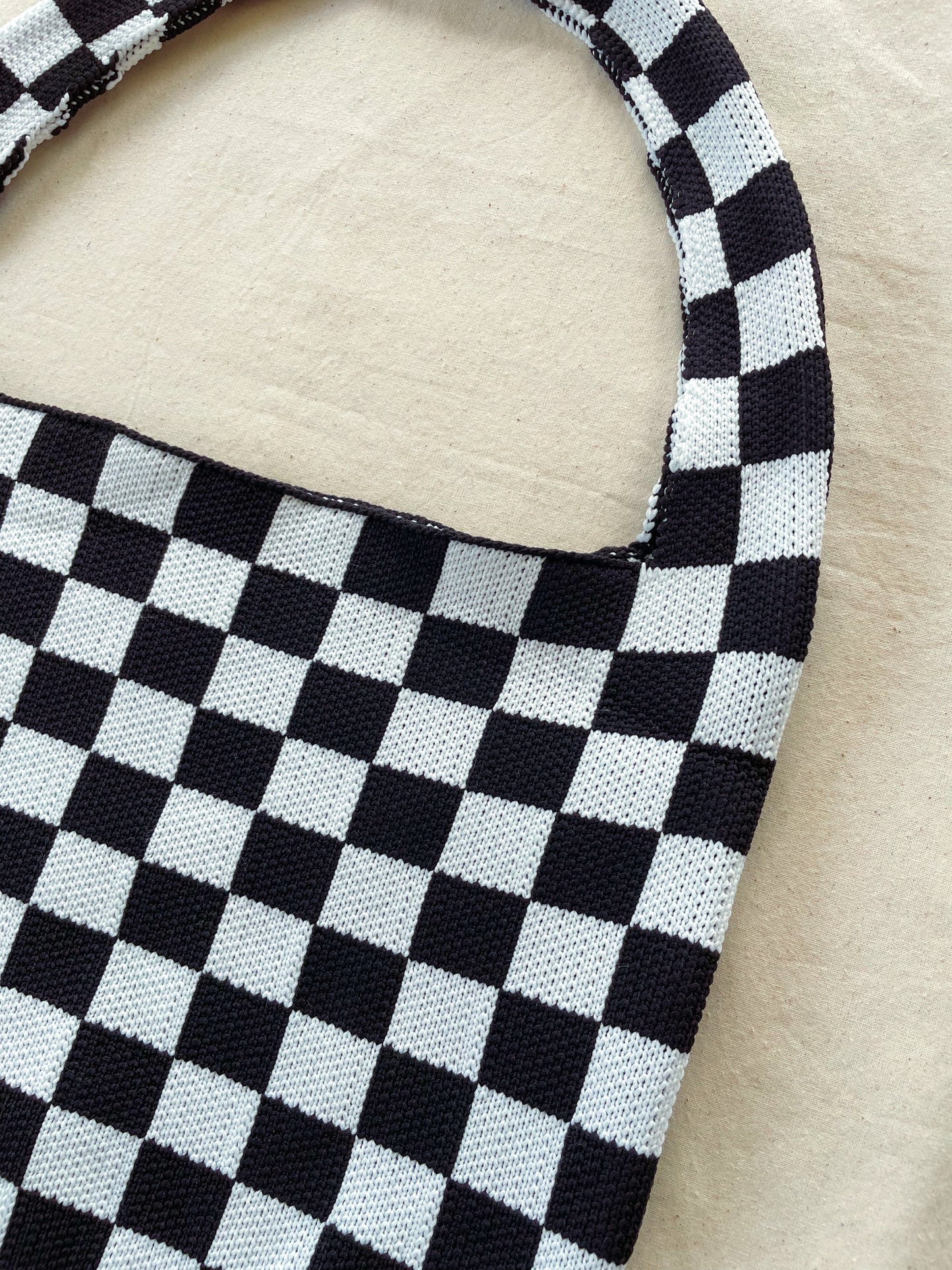 Bag plaid white and black